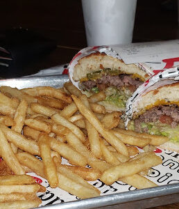 Burger Can't Remember Which One Bud